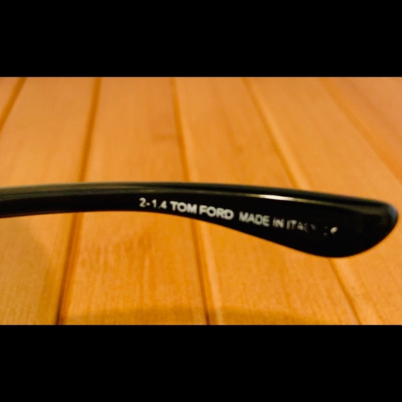 Whitney oversized soft round polarized sunglasses! - Picture 8 of 10